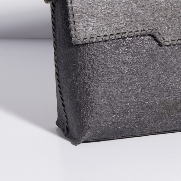 Aiya ayiA Benue Satchel with Tana wide strap - Picture 3 of 3